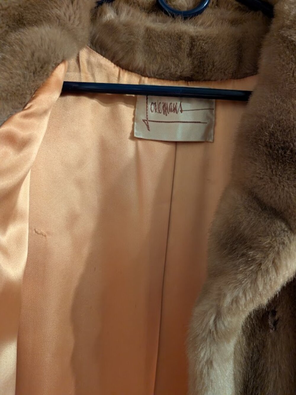 Tissavel of France Lovemans Vintage Faux Fur Knee Length Coat Beige Fawn 8 EUC - Picture 6 of 15